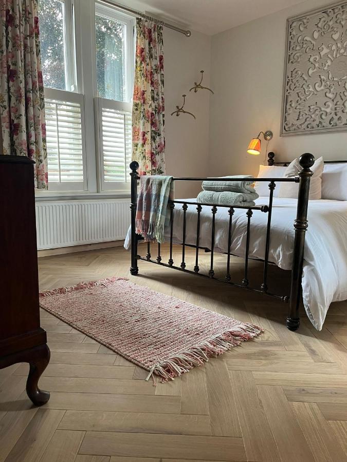 Private Apartment - 3 Bedrooms Harrogate Eksteriør billede